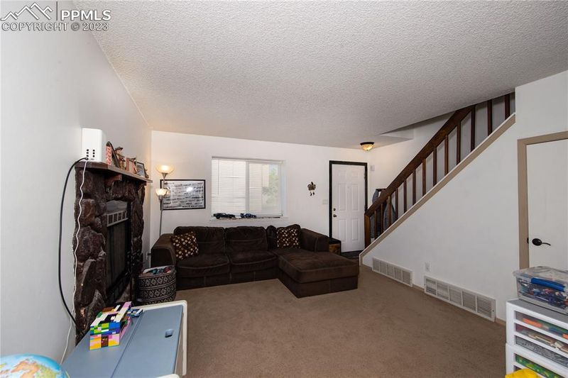 3134 Starlight Cir, Colorado Springs, CO 80916