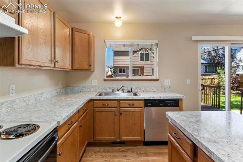 3135 Heather Glen Dr, Colorado Springs, CO 80922