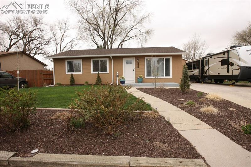 314 Mount View Ln, Fountain, CO 80817