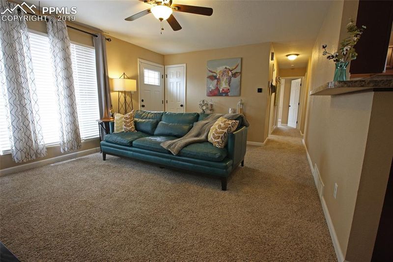 314 Mount View Ln, Fountain, CO 80817