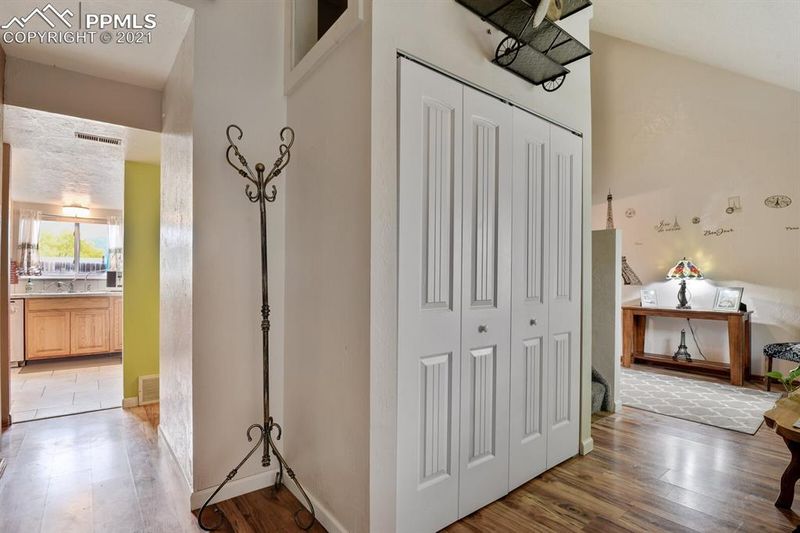 3140 Post Oak Dr, Colorado Springs, CO 80916