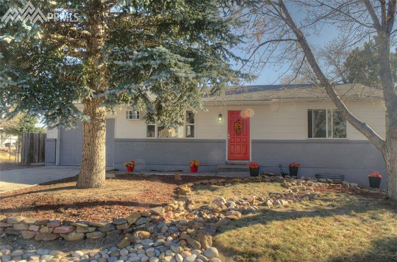 3145 El Canto Dr, Colorado Springs, CO 80918