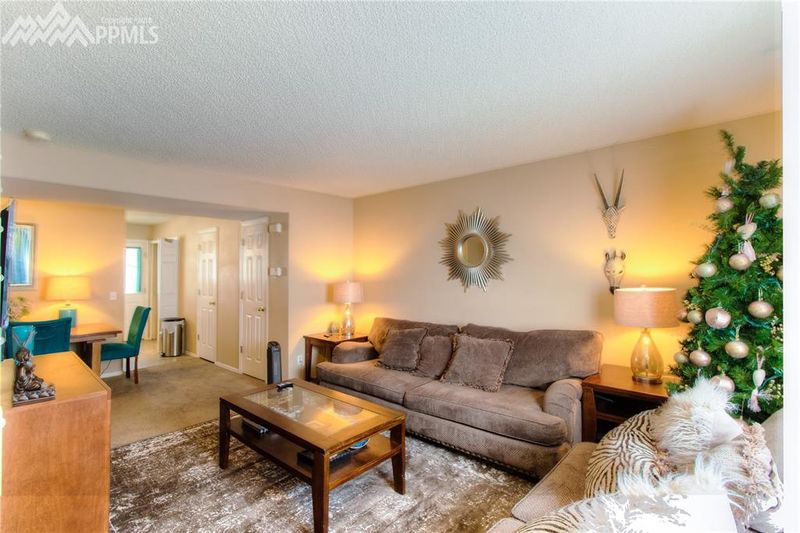 3146 Bridgewater Dr, Colorado Springs, CO 80916