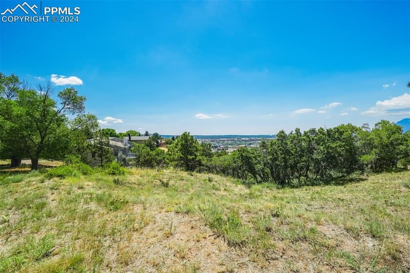 315 Hummingbird Hollow Dr, Colorado Springs, CO 80919