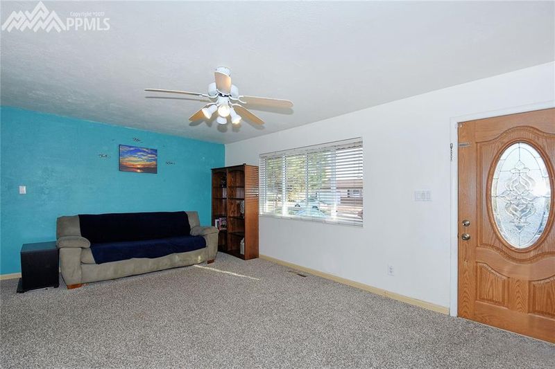 3150 El Canto Dr, Colorado Springs, CO 80918