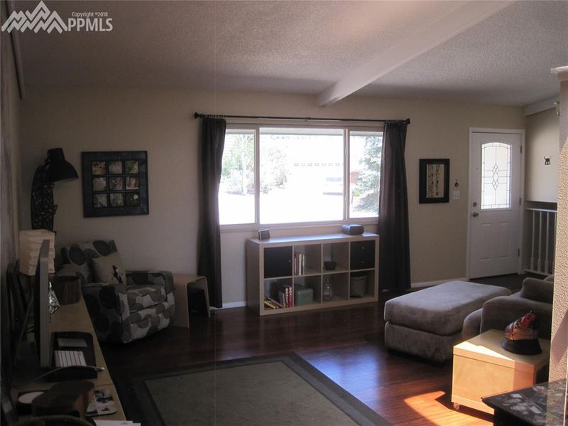 3150 Vickers Dr, Colorado Springs, CO 80918