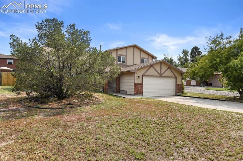 3155 Zephyr Dr, Colorado Springs, CO 80920