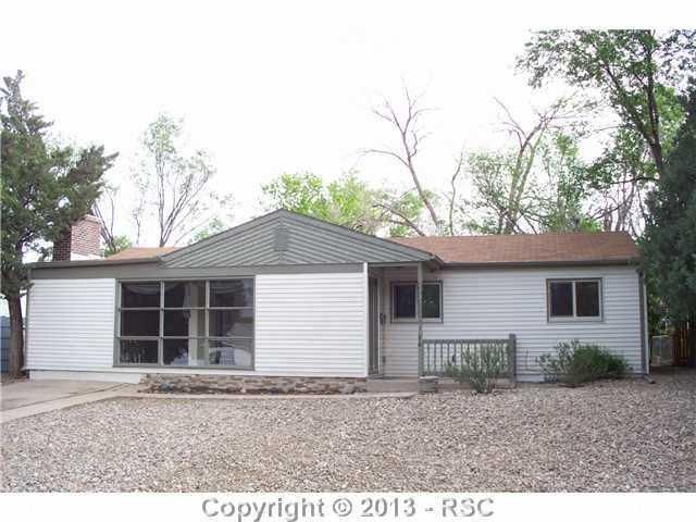 316 Edgewood Dr, Colorado Springs, CO 80907