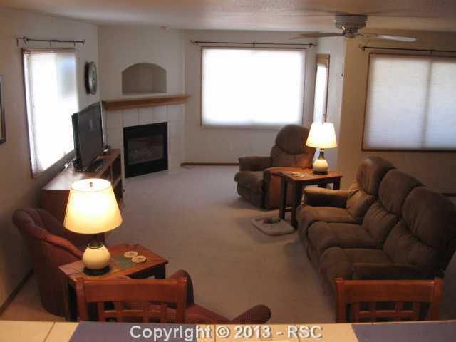 316 Luxury Ln, Colorado Springs, CO 80921