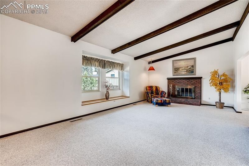 3162 Vickers Dr, Colorado Springs, CO 80918