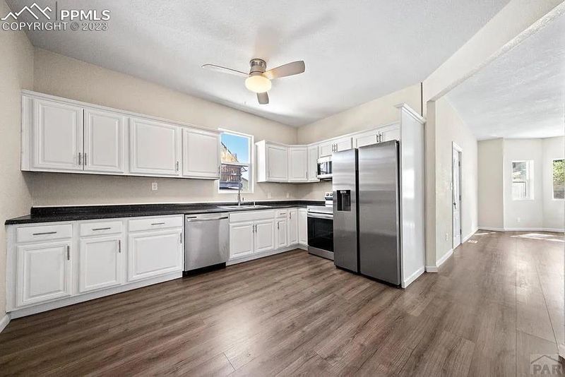 317 E 2nd St, Pueblo, CO 81003