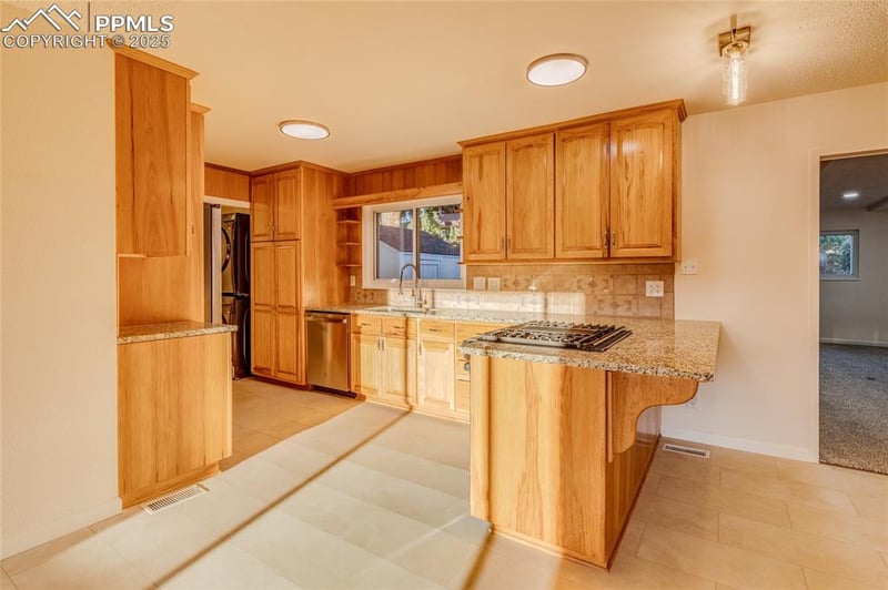 317 Everett Dr, Colorado Springs, CO 80911