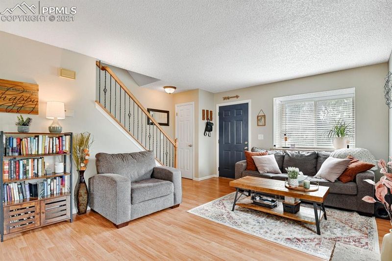 3172 Vail Pass Dr, Colorado Springs, CO 80917