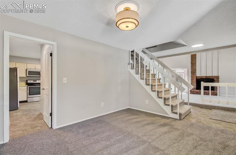 3177 Blue Mountain Way, Colorado Springs, CO 80906