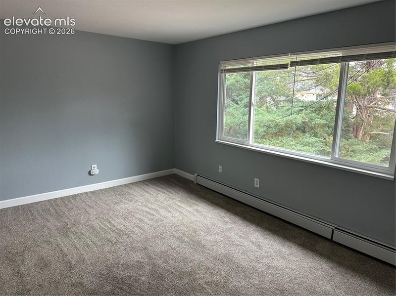 318 Bonnie Ct, Colorado Springs, CO 80916