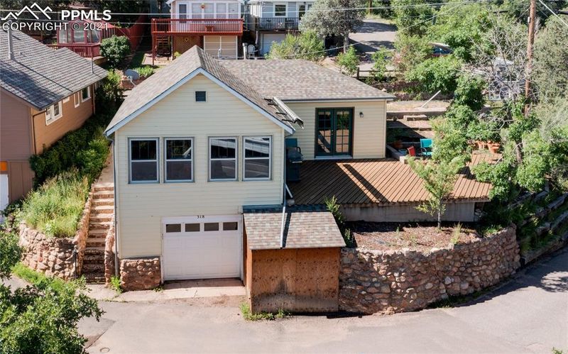 318 Oklahoma Rd, Manitou Springs, CO 80829