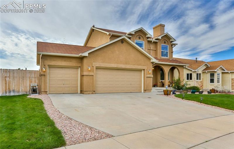 3181 Poughkeepsie Dr, Colorado Springs, CO 80916