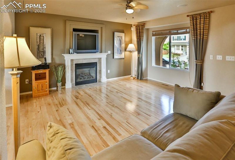3181 Poughkeepsie Dr, Colorado Springs, CO 80916