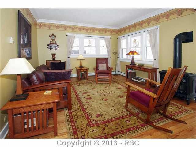 319 Glenside Rd, Palmer Lake, CO 80133