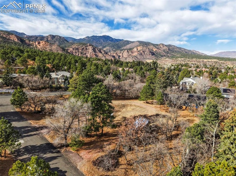 32 Penrose Ln, Colorado Springs, CO 80906