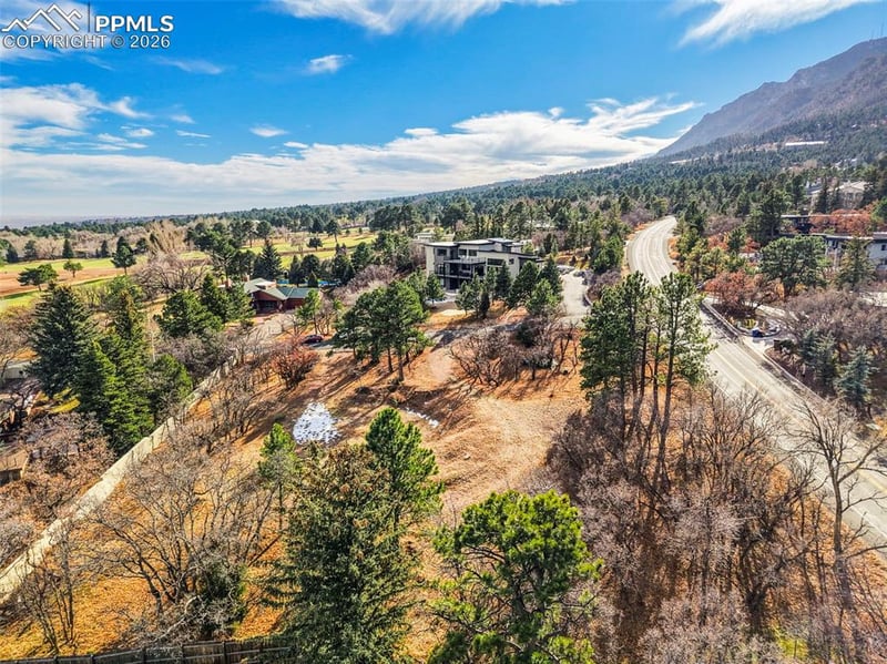 32 Penrose Ln, Colorado Springs, CO 80906
