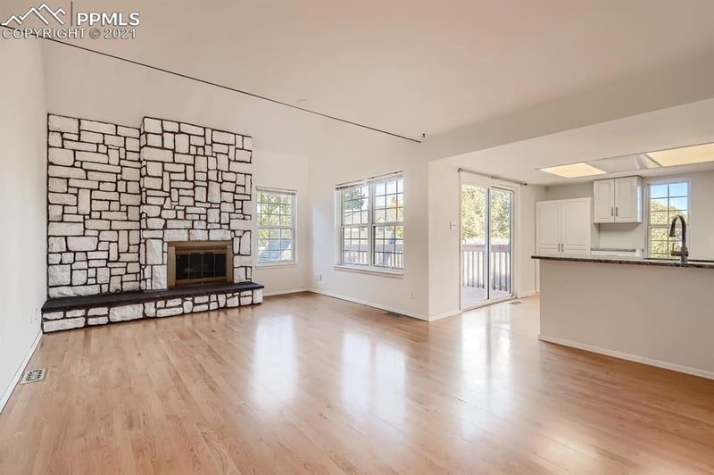 320 Cobblestone Dr, Colorado Springs, CO 80906