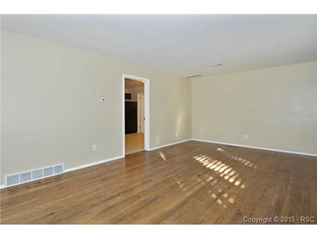 320 Steven Dr, Colorado Springs, CO 80911