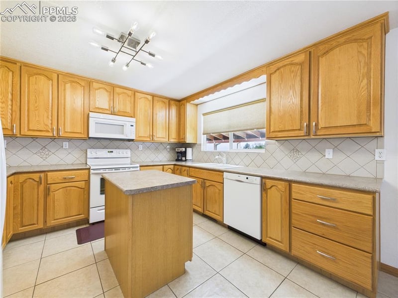 32006 Ford Rd, Pueblo, CO 81006