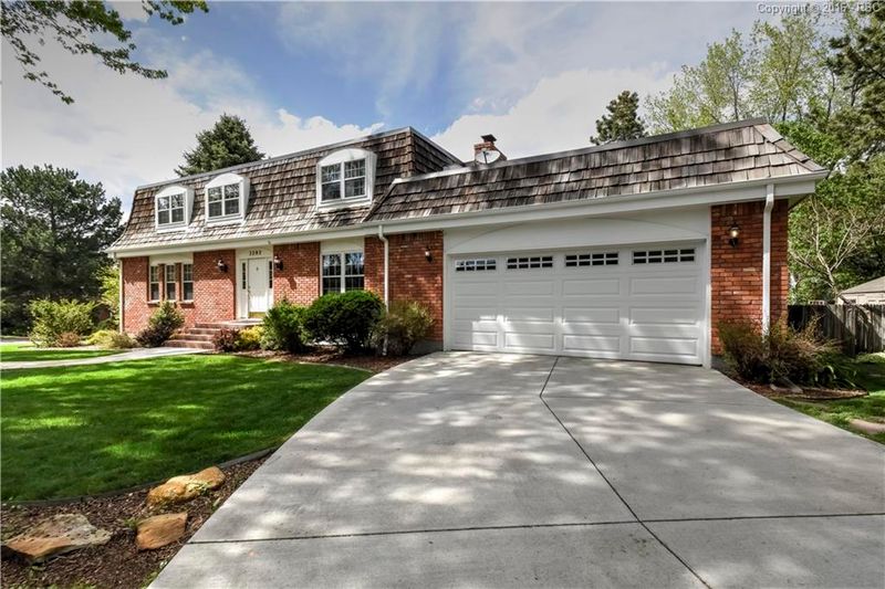 3202 Austin Dr, Colorado Springs, CO 80909