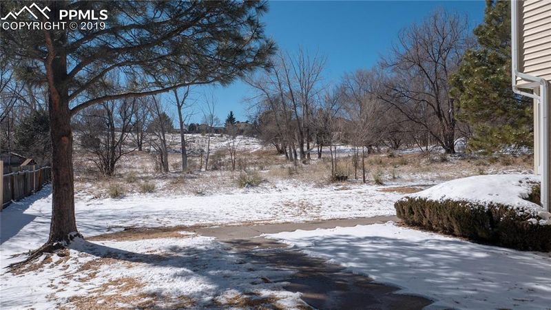 3208 Vail Pass Dr, Colorado Springs, CO 80917