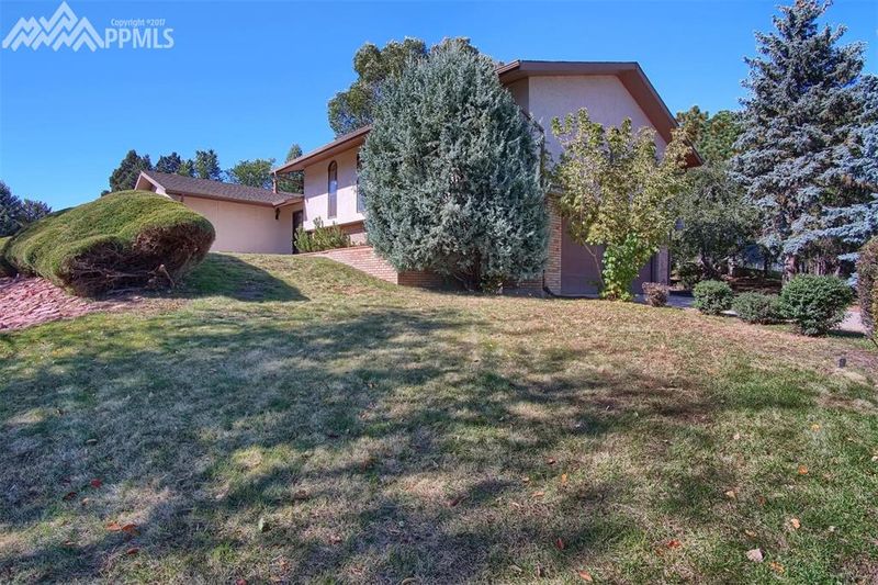 3208 Valley Hi Ave, Colorado Springs, CO 80910