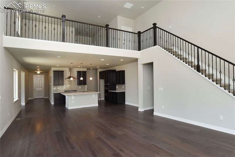 3209 Picketwire Way, Castle Rock, CO 80108