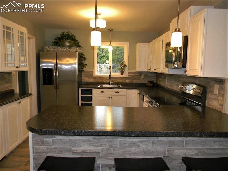 321 Doris Dr, Colorado Springs, CO 80911