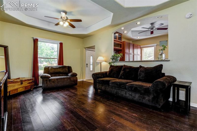 321 W Monument St, Colorado Springs, CO 80905