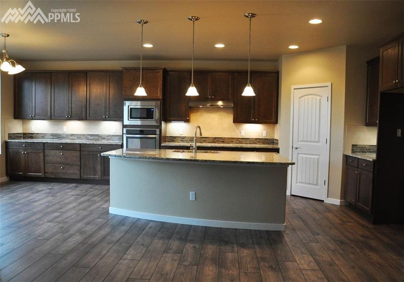 3210 Excelsior Dr, Colorado Springs, CO 80920