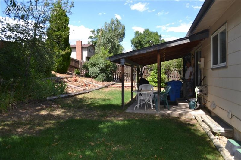 3210 Gilcrest Ter, Colorado Springs, CO 80906
