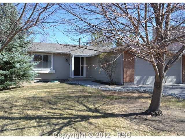 3215 Blue Mountain Way, Colorado Springs, CO 80906