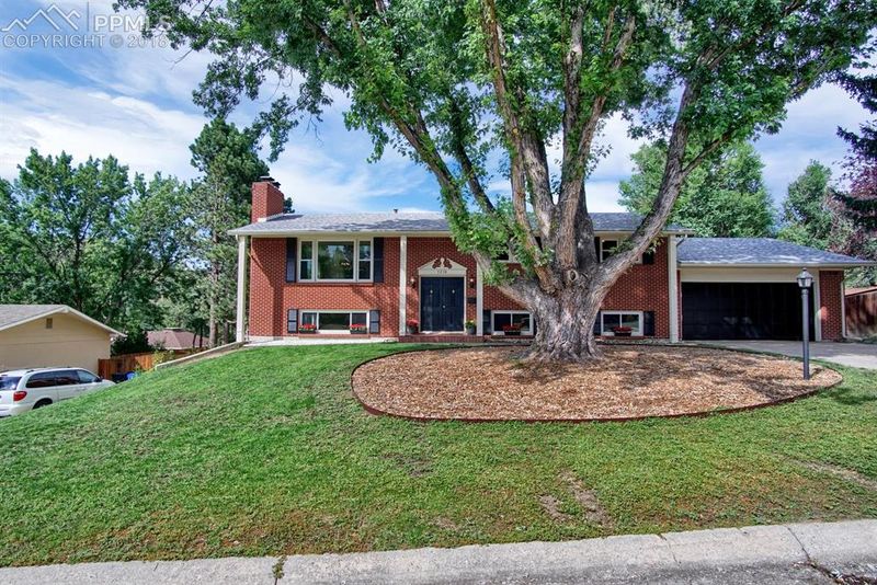 3218 Austin Dr, Colorado Springs, CO 80909
