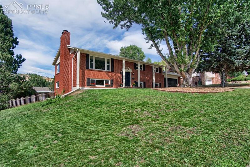 3218 Austin Dr, Colorado Springs, CO 80909