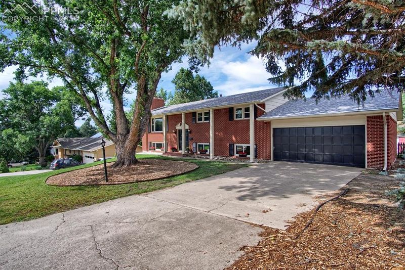 3218 Austin Dr, Colorado Springs, CO 80909