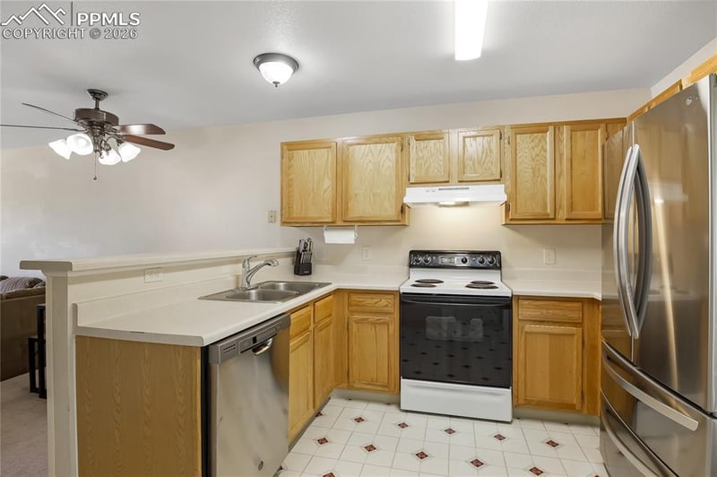 3219 Hearthridge Cir, Colorado Springs, CO 80918