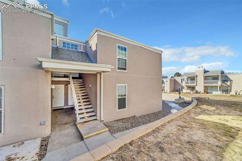 3220 Van Teylingen Dr #L, Colorado Springs, CO 80917