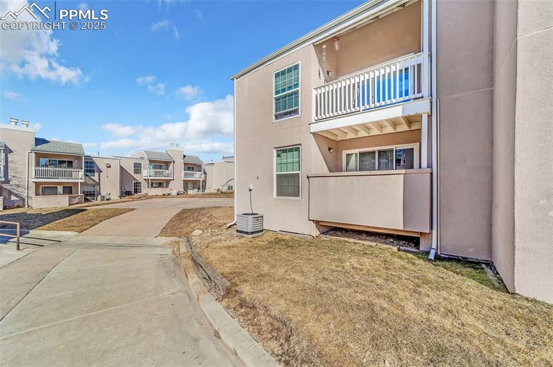 3220 Van Teylingen Dr #L, Colorado Springs, CO 80917