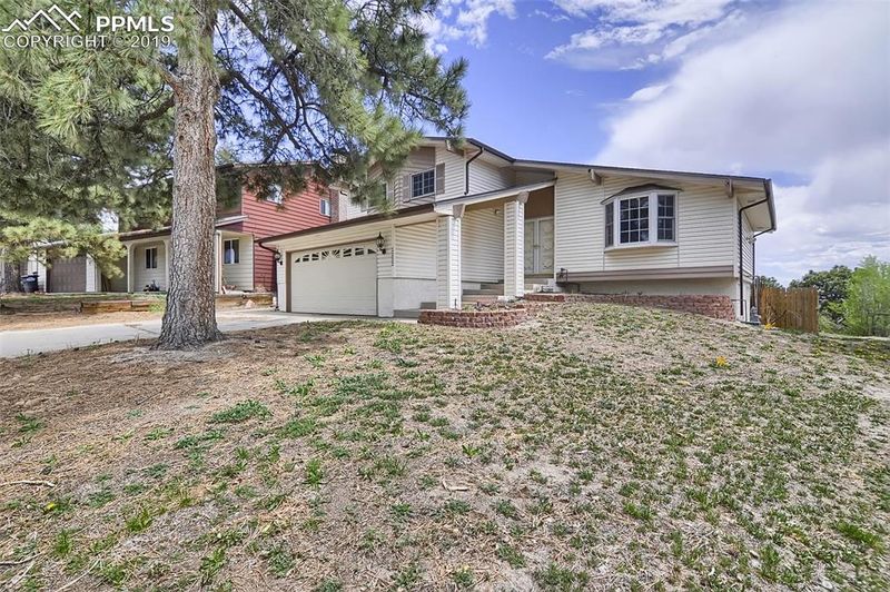 3222 Squaw Valley Dr, Colorado Springs, CO 80918