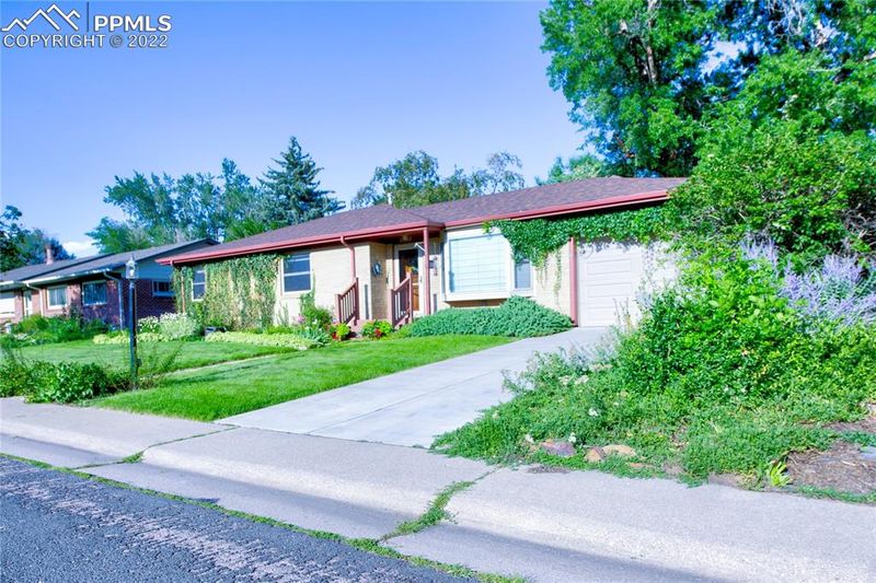 3225 Gladiola Dr, Colorado Springs, CO 80907