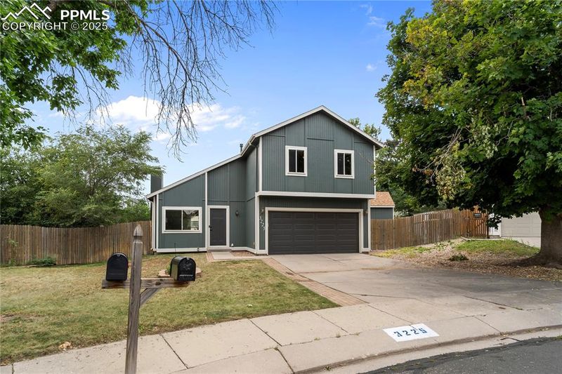 3225 Gothic Pl, Colorado Springs, CO 80917