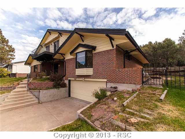 3227 Austin Dr, Colorado Springs, CO 80909