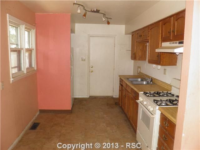 323 S Prospect St, Colorado Springs, CO 80903