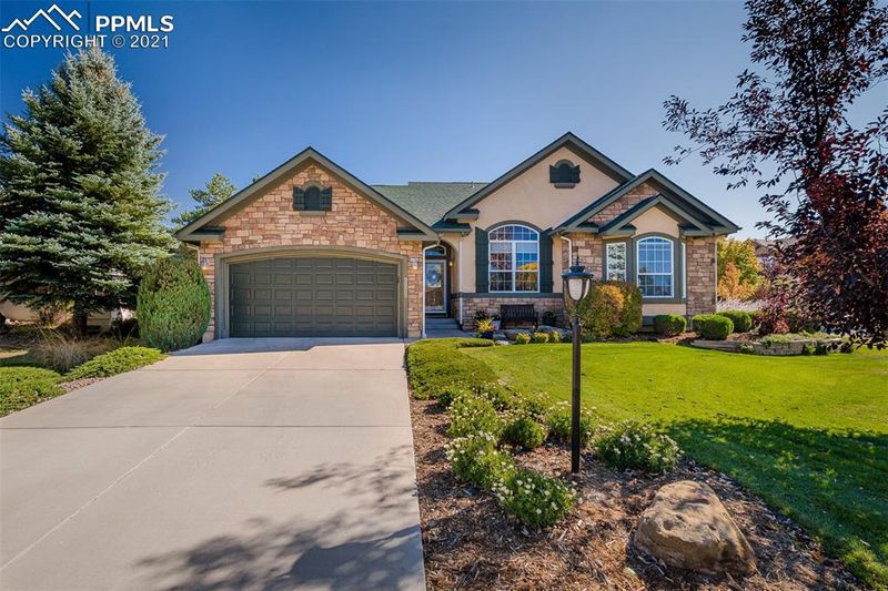 3231 Cedar Bluff Cir, Colorado Springs, CO 80920