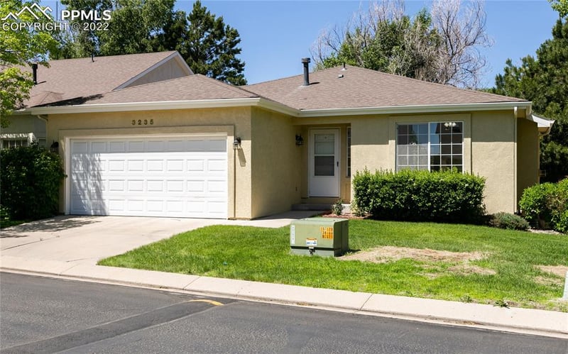 3235 Chestnut Glen Ln, Colorado Springs, CO 80918